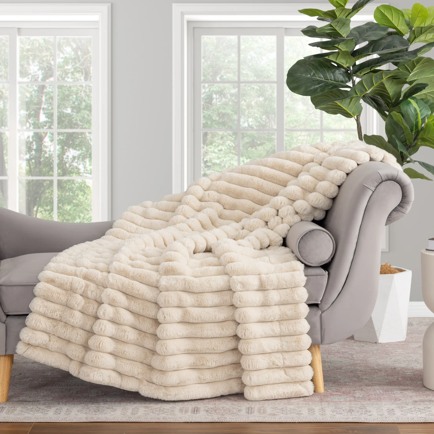 Acadia Faux Fur Throw - Image 32