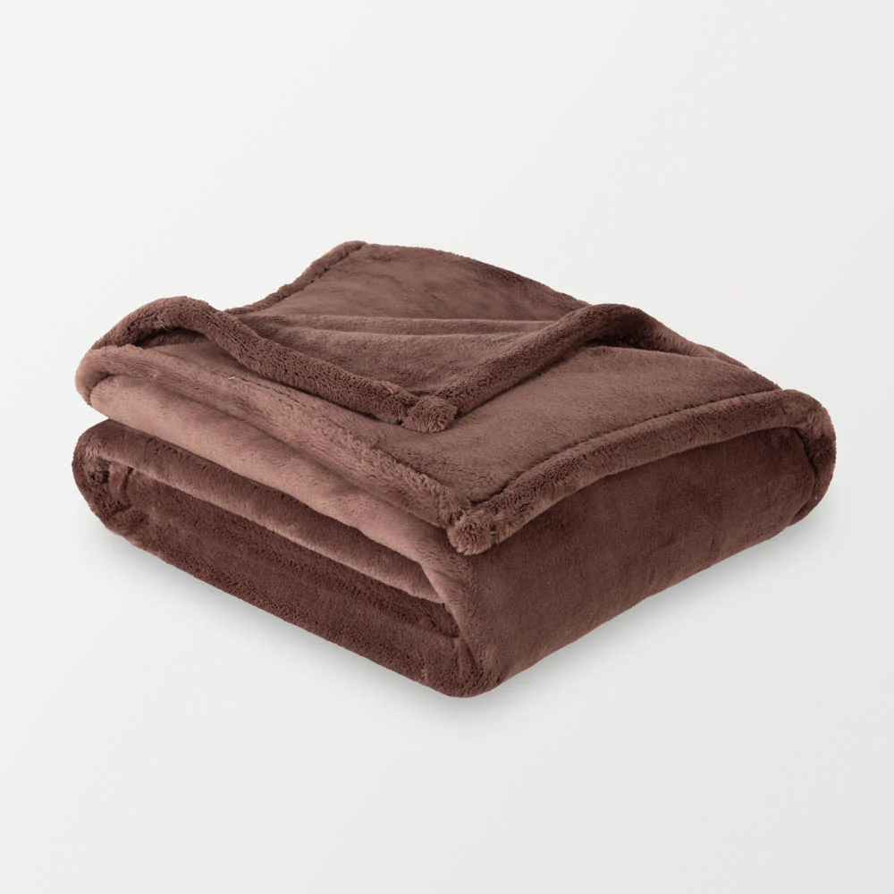 Heavyweight PrimaLush™ Throw - Image 12