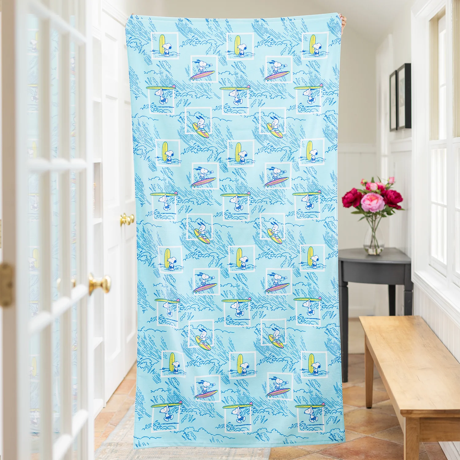 Peanuts® Oversized Beach Towel - Image 6