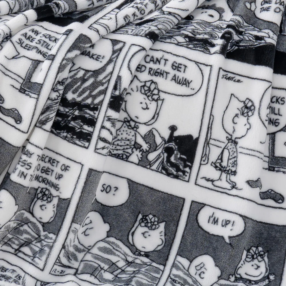 Peanuts® VelvetLoft® Throw - Image 12
