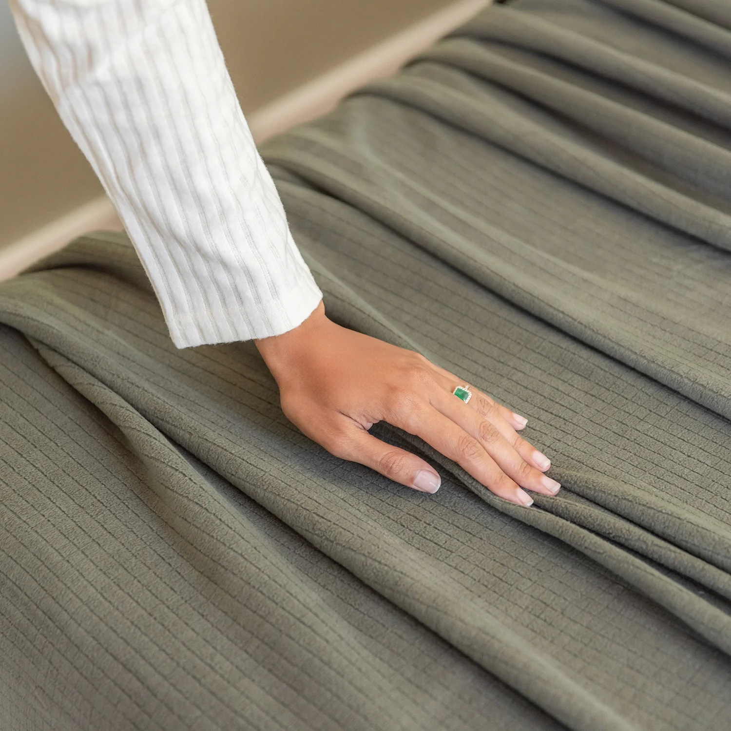 Polartec® Softec™ Microfleece Blanket - Image 37