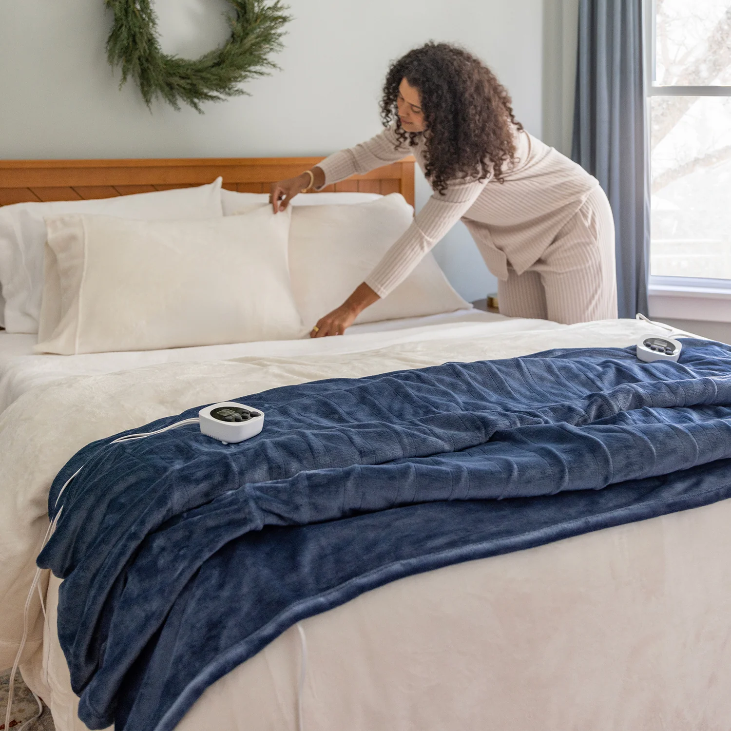 VelvetLoft® Heated Blanket - Image 23